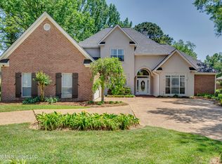709 Oak Trl, Canton, MS 39046