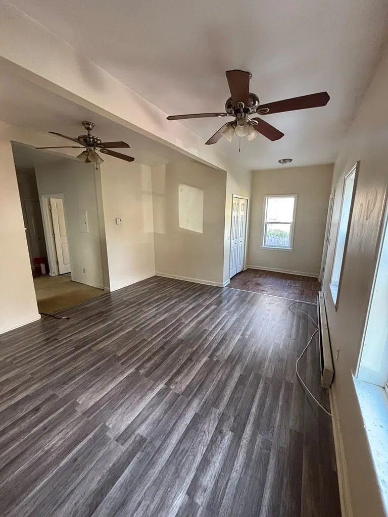 2 bed, $800 — Photo 2