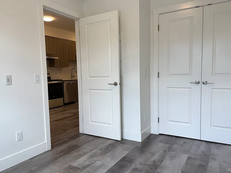 320 Mills Rd #13 — Photo 7