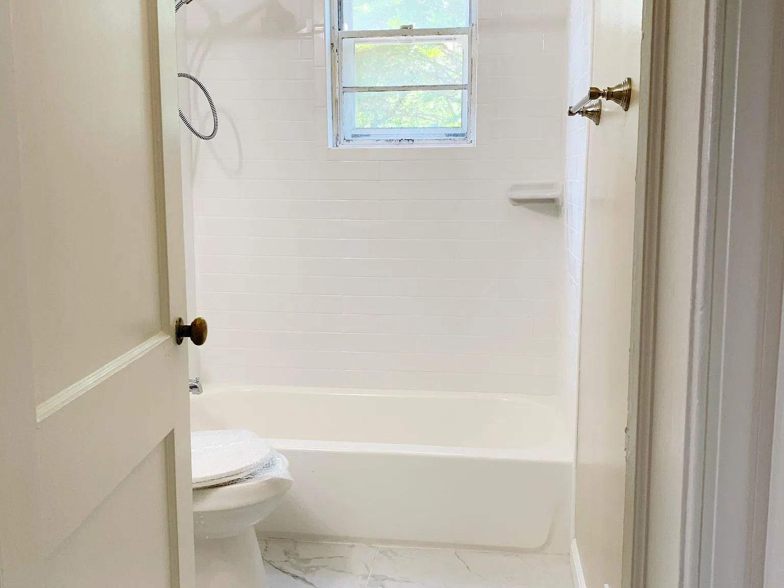 6017 Winthrope Ave — Photo 4