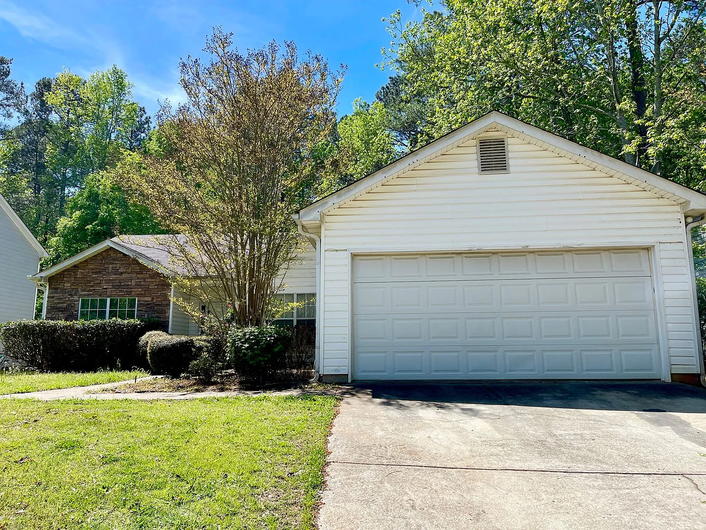 337 Chase Marion Way photo 1