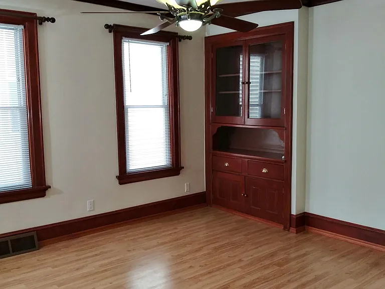1711 E Thomas Ave — Photo 33
