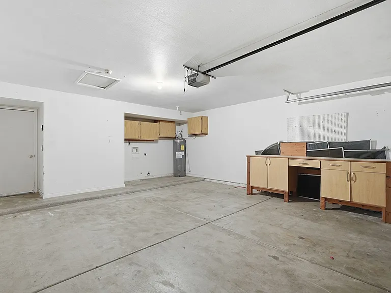 1146 N Granada Dr — Photo 32