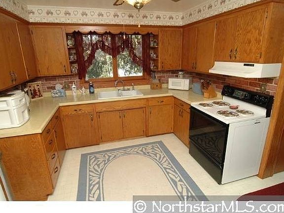 5th image of 22700 Olinda Trl N