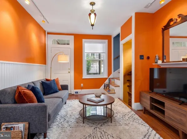 528 Kauffman St, Philadelphia, PA 19147