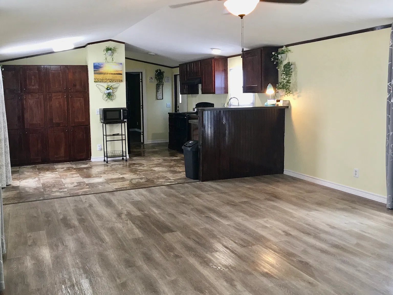 3 bed, 1316 sqft, $1,600 — Photo 3