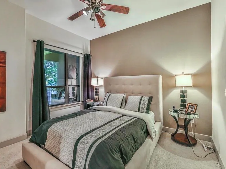 1901 Post Oak Blvd #1406 — Photo 11
