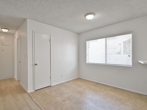 5th image of 2406 Curtis Ave APT 1