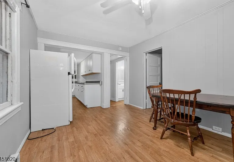11 Pulaski Rd — Photo 7