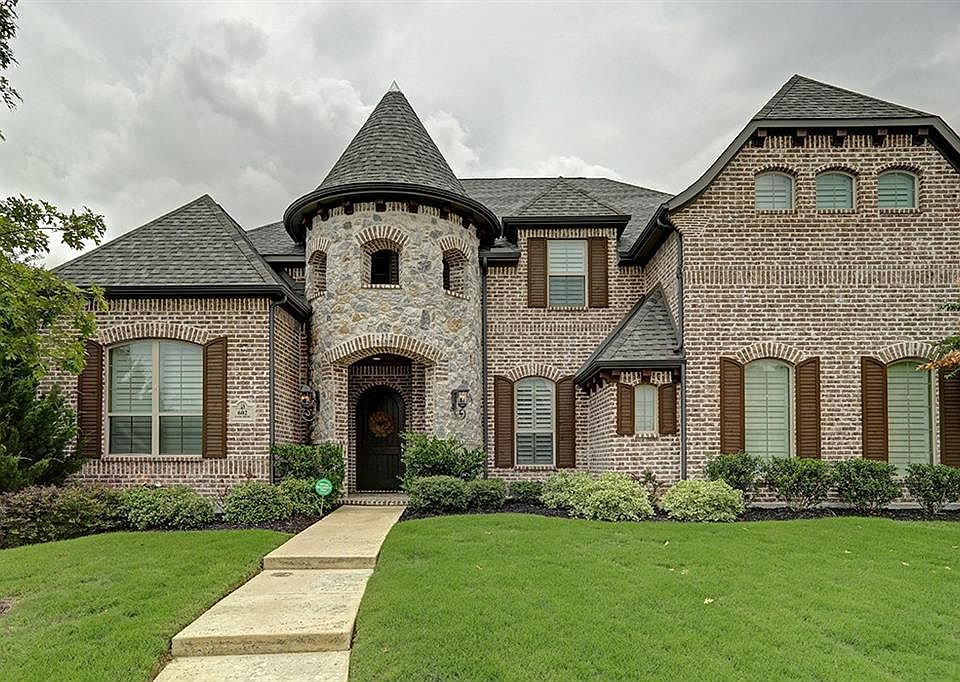 1st image of 602 Forest Hill Dr