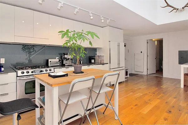 Sold by Keller Williams City Life JC Realty | media 9