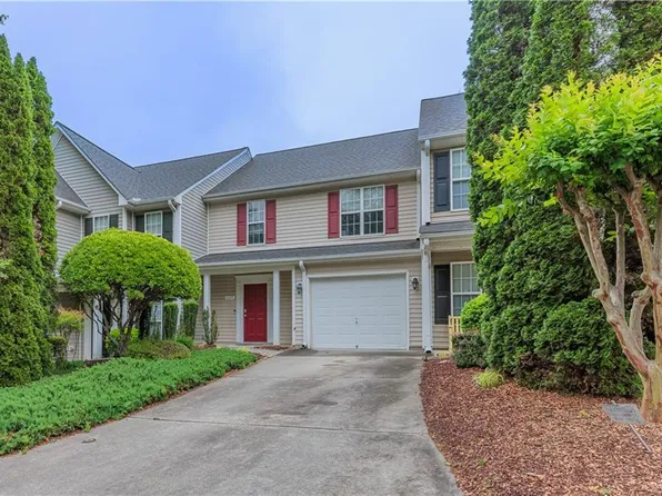 1109 Academic Dr, Winston Salem, NC 27106