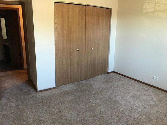 5th image of 68 N Victoria Ln Unit G