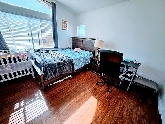 5th image of 10430 Scripps Poway Pkwy Unit 110