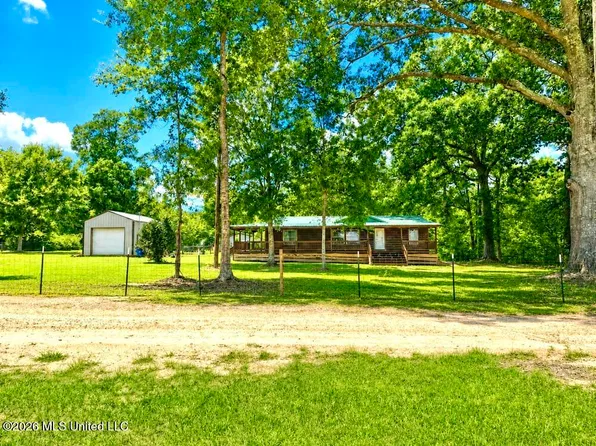 72 Mitchell Baughman Rd, Poplarville, MS 39470