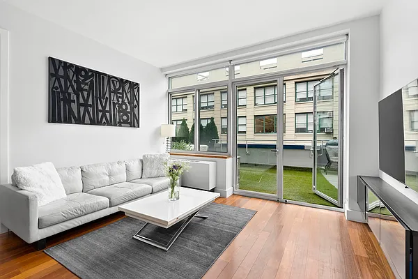 Rented by Compass | media 2