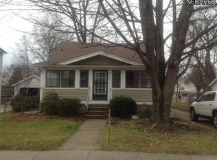 416 N Lyman St, Wadsworth, OH 44281
