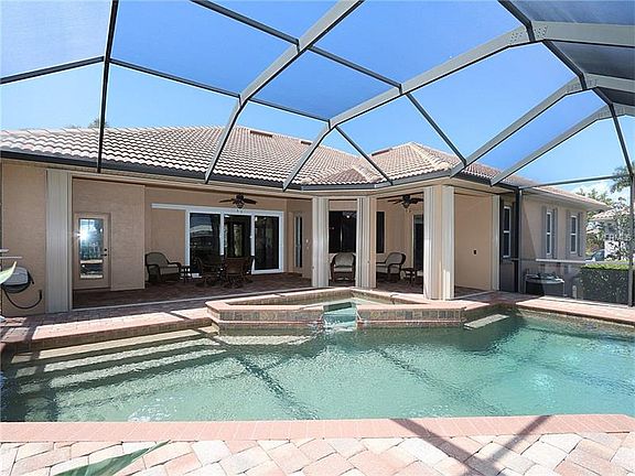 4th image of 3951 Crooked Island Dr