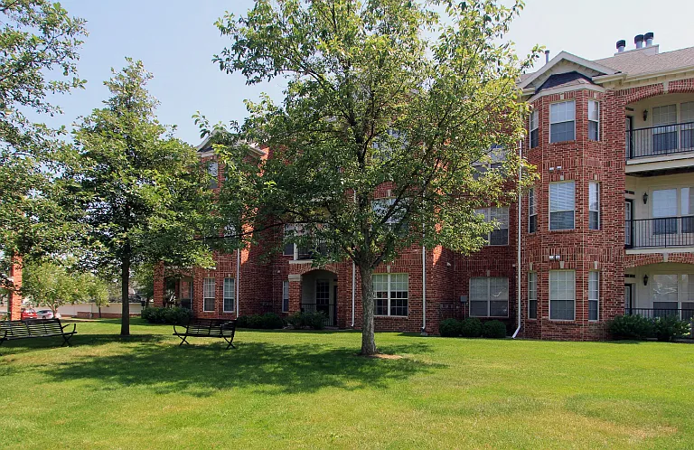 Lenox Village Apartments — Photo 21