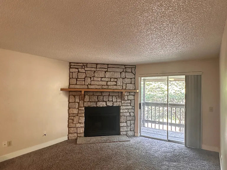 1867 S Pitkin Cir #B — Photo 19