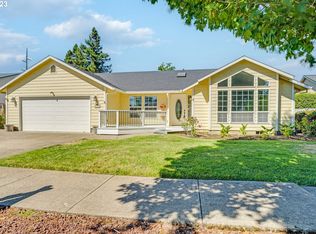 1361 SW Darci Dr, McMinnville, OR 97128