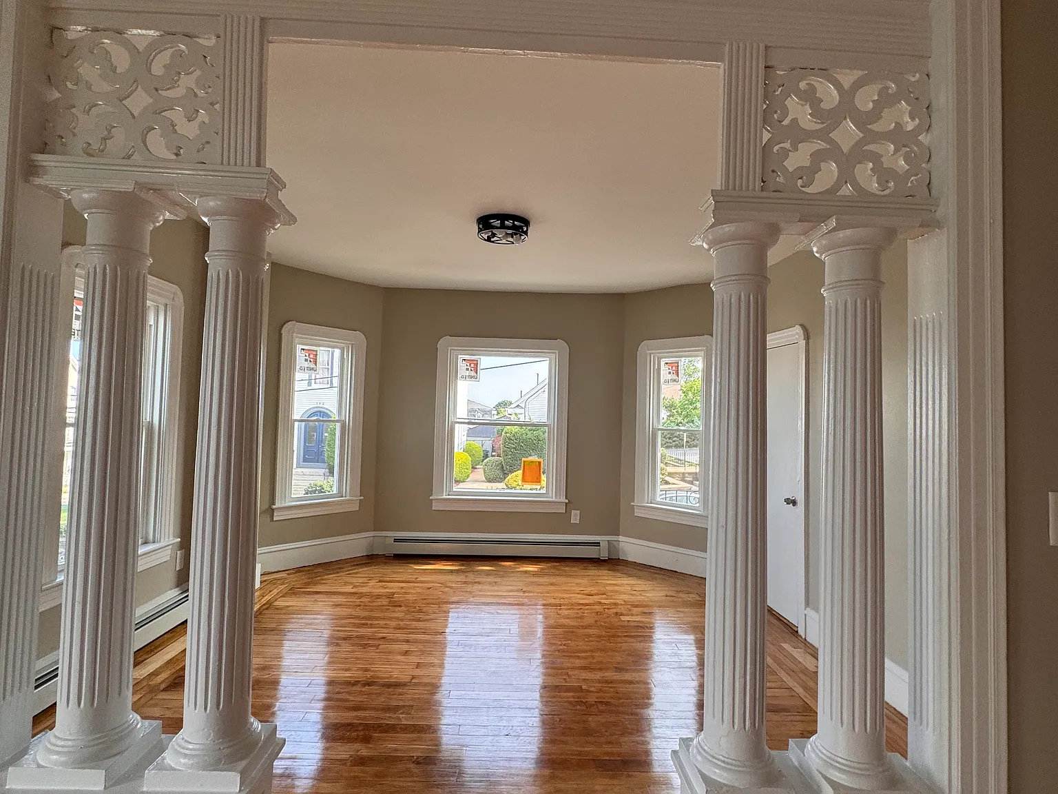 3 bed, 1440 sqft, $2,200 — Photo 4