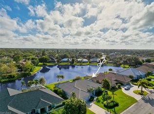4882 Berkeley Dr, Naples, FL 34112