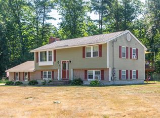 6 Woodland Rd, Windham, NH 03087