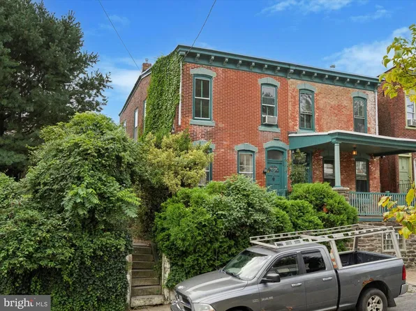 80 E Church Ln, Philadelphia, PA 19144