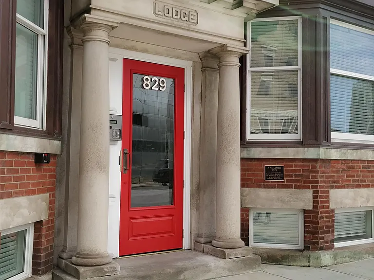 829 N Pennsylvania St #2B — Photo 41