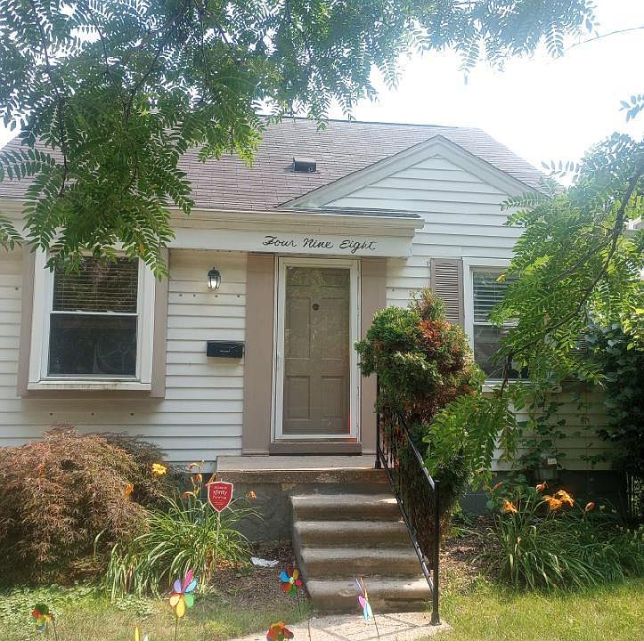 1st image of 498 Bird Ave