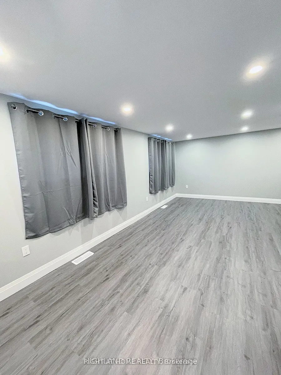 Building Photo - 12 Croydon Dr #LOWER