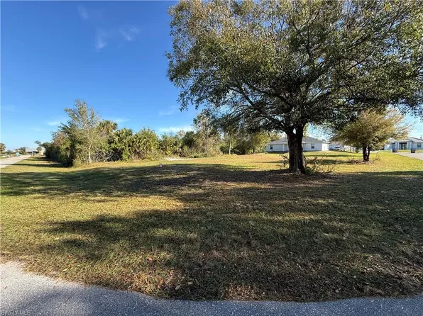 6132 Holt CT, FORT MYERS, FL 33905