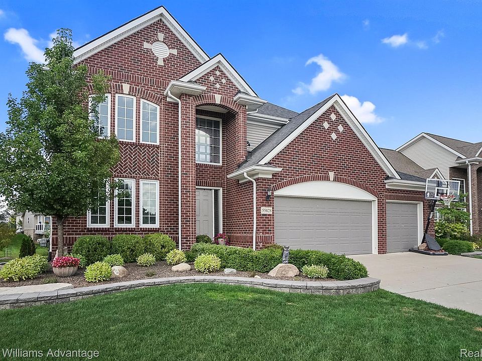 1st image of 55828 Sunningdale Dr