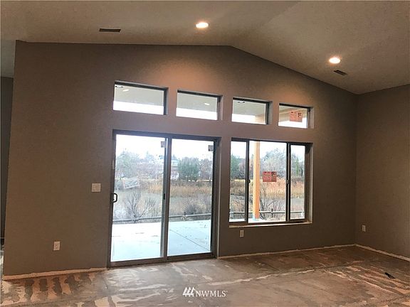 4th image of 3435 Blue Heron Lane