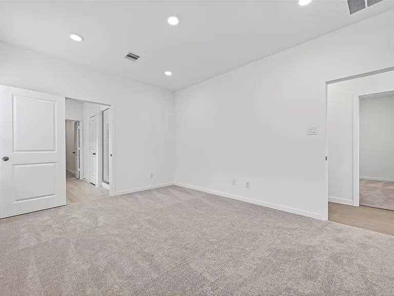 27435 Sunterra Village Dr — Photo 20