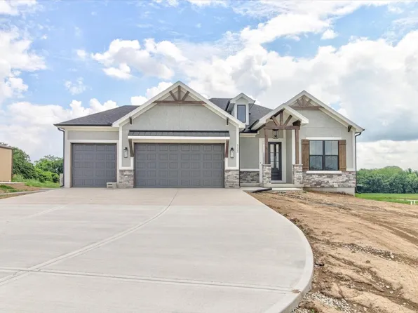 Kyle IV Plan, The Falls at Winterset Valley