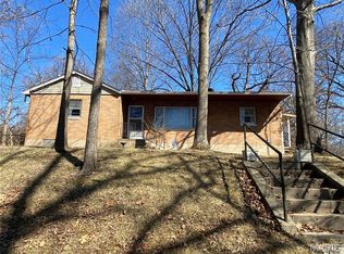 371 Adrian Dr, Saint Louis, MO 63137