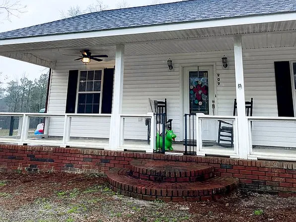 909 Opine Rd, Opp, AL 36467