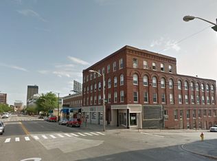 4 Dow St APT 4, Manchester, NH 03101