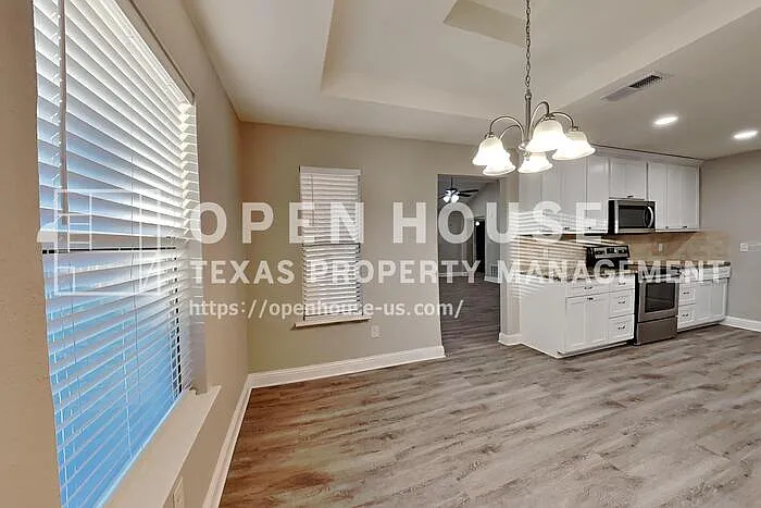 114 Liberty Dr — Photo 6