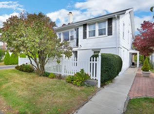 17 Lyon Ave, Greenwich, CT 06830