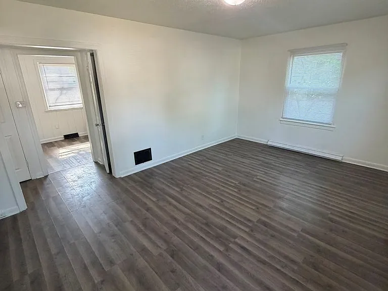 207 Taft St — Photo 7