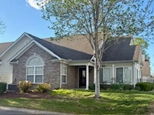 825 Browns Ln #203, Gallatin, TN 37066