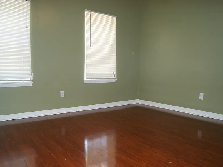918 N Central Ave — Photo 8