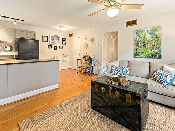 Kitchen seamlessly flows