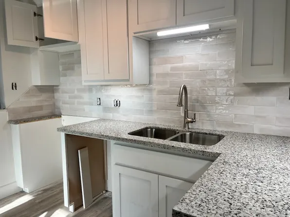 800 Frio Cir #A, Bryan, TX 77801