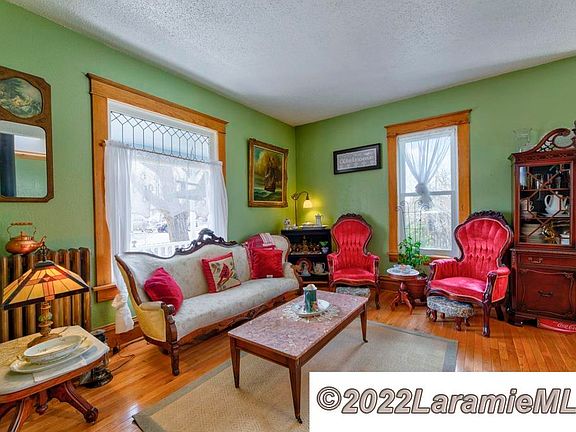 4th image of 804 S 8th St