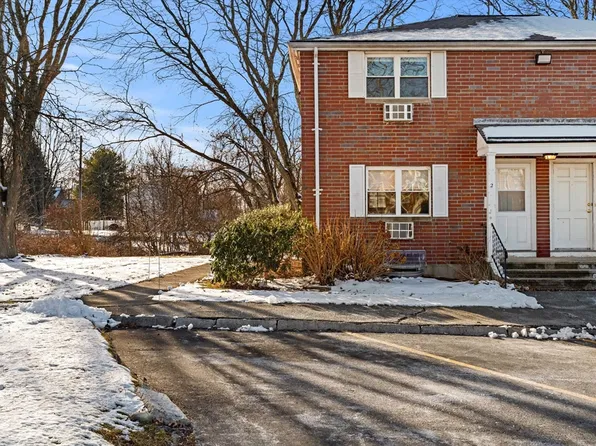 2 Kingston St, North Andover, MA 01845