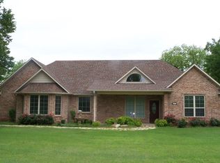 10894 Silver Creek Dr, Marietta, OK 73448